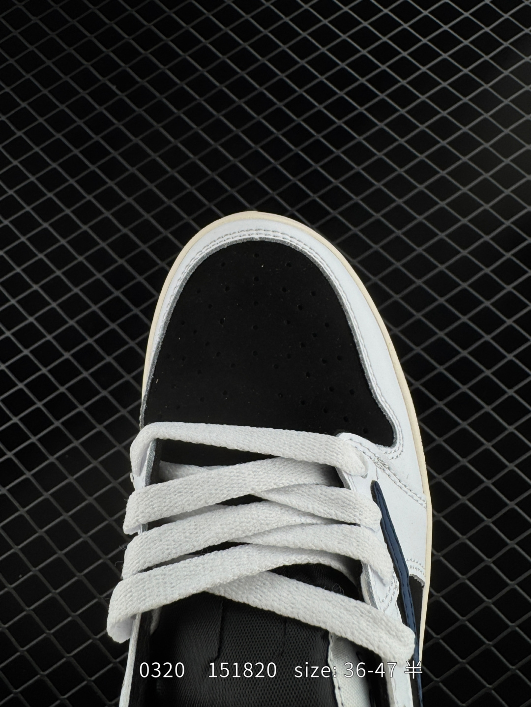 Travis Scott x Air Jordan 1 ” Reverse Mocha “